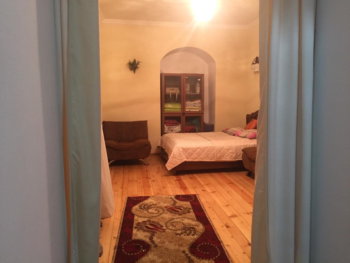Apartment In Tbilisi Center Isk Home Екстер'єр фото